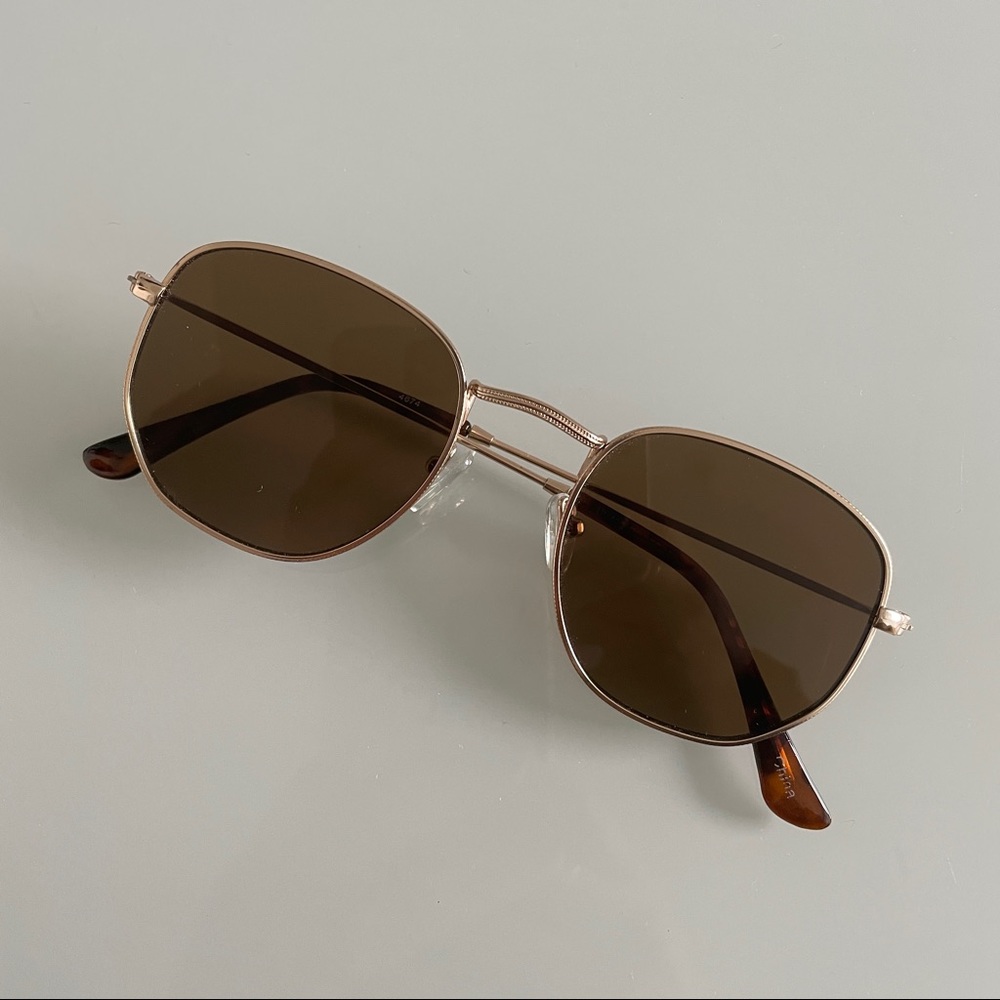 TOPSHOP SUNGLASSES